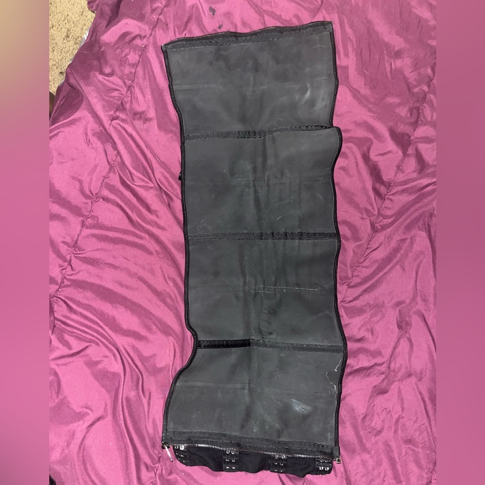 S black waist trainer